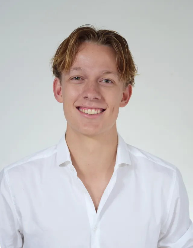 Portrait photograph of David Lammering.